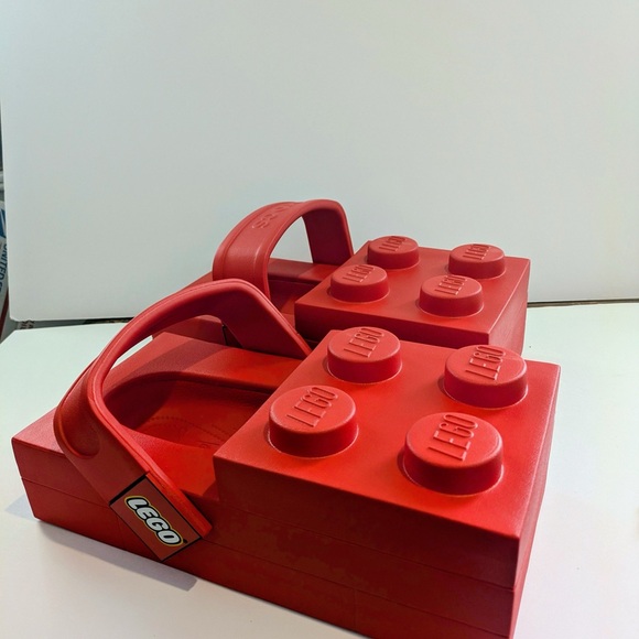 Lego Crocs Collab - Picture 7 of 10